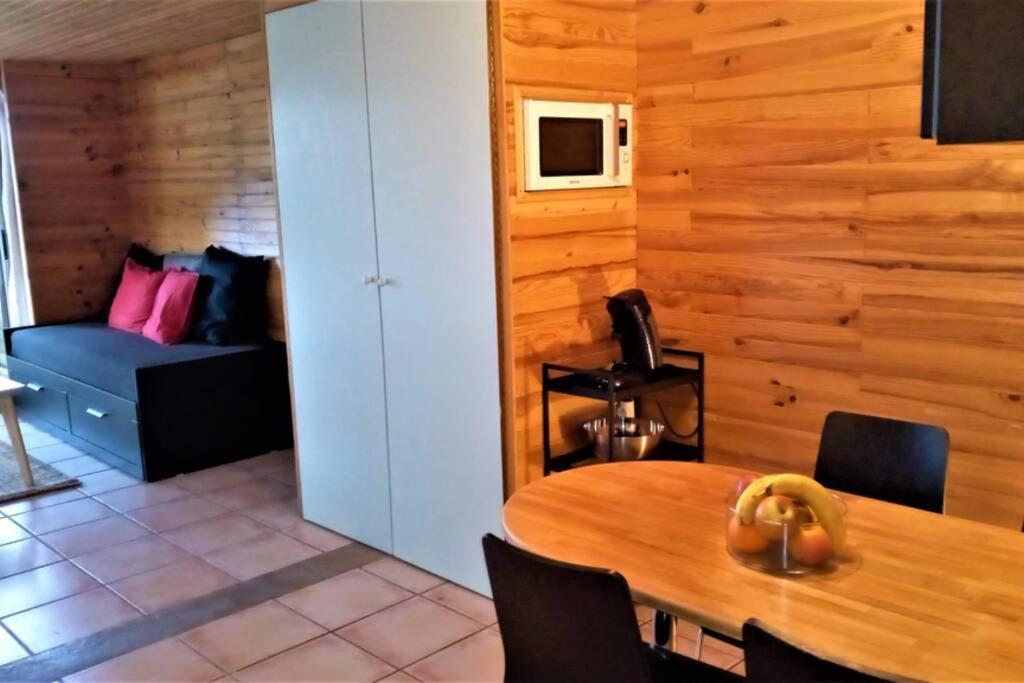 Studio 32M2 - Dans Propriete Avec Vue Imprenable Sur Le Lac Du Salagou Liausson Zewnętrze zdjęcie